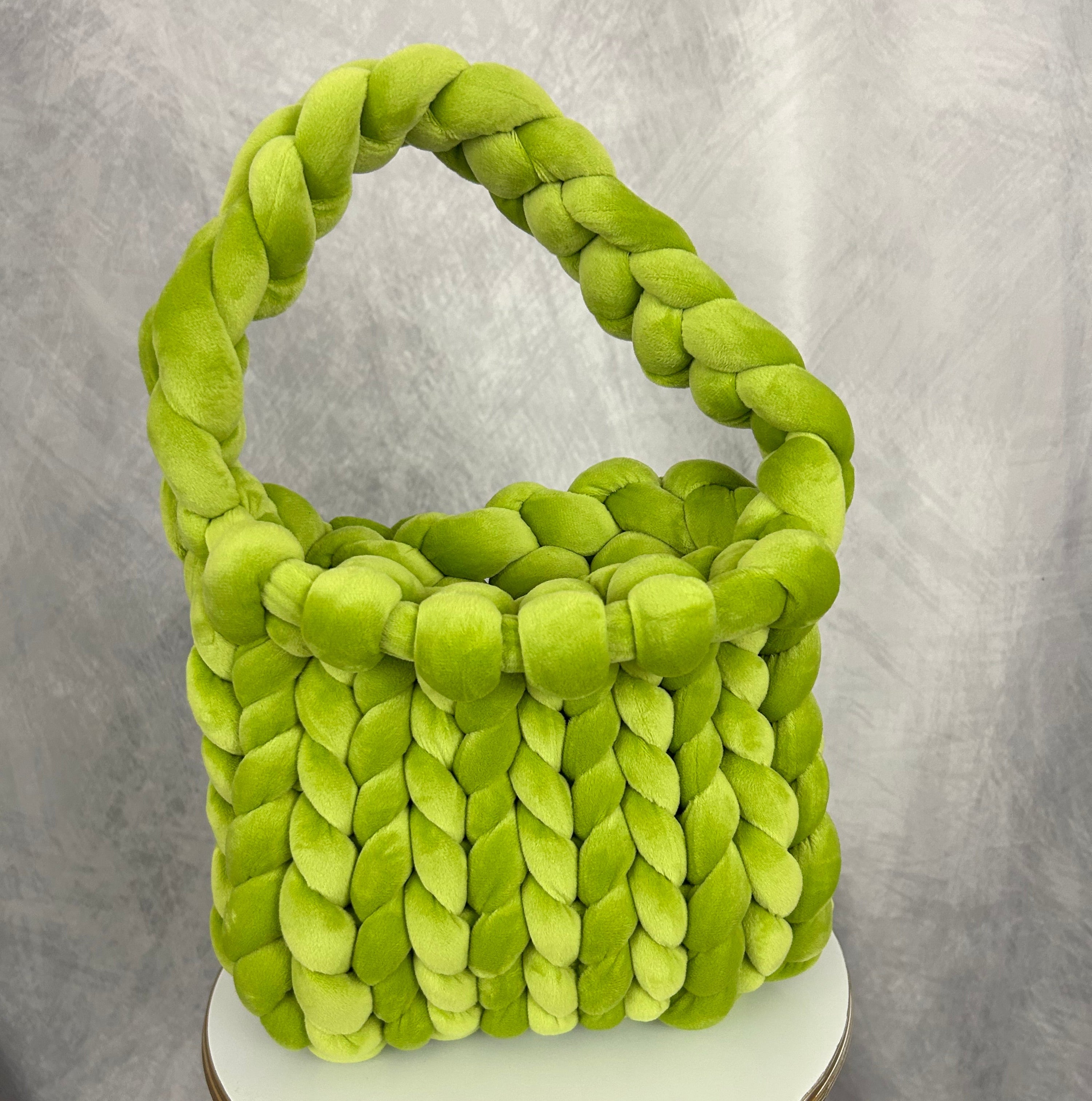 Velvet Sculpt Medium | Hand-Knit Velvet Medium Purse (Copy)