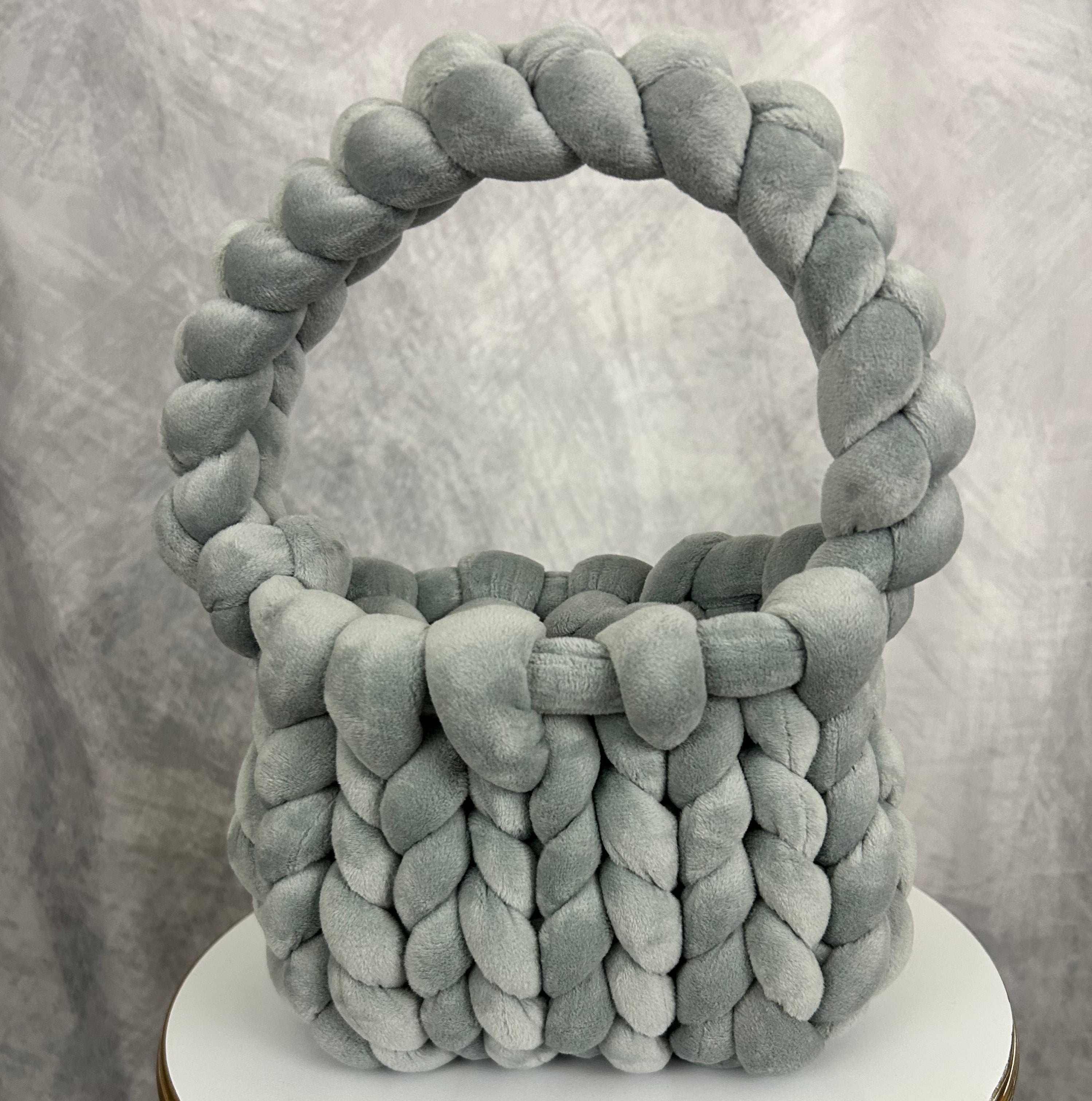 Velvet Sculpt Mini | Hand-knit velvet mini purse